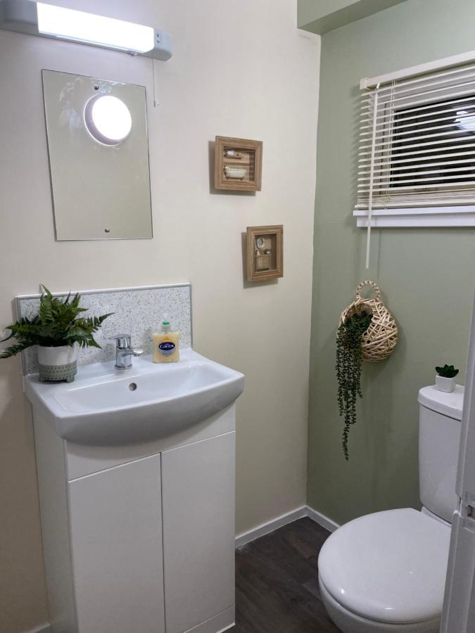 Kevara Shepherds Hut Finstown 外观 照片
